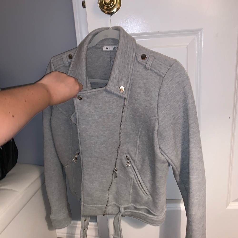 Cropped Jacket - Picture 7 of 10